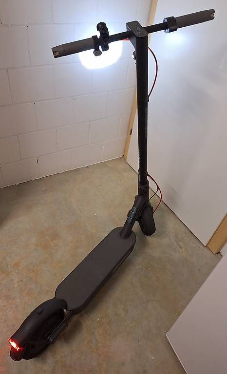 Kickboard: E-Scooter XIAOMI – Usato da Madiswil venduto da Phoensi59 1