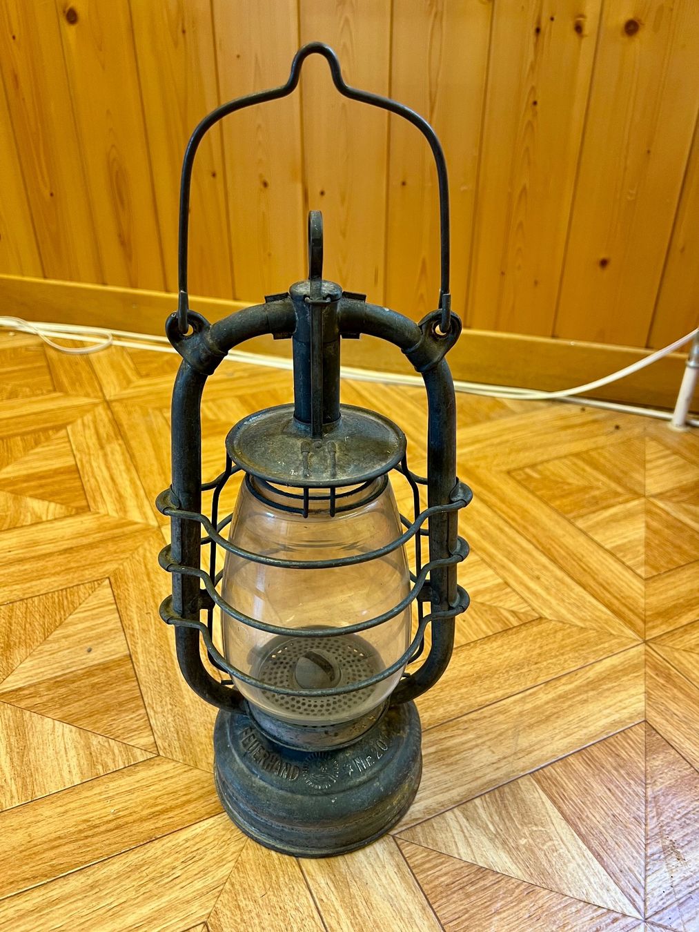 Lampade: Antike Petrollampe – Usato da Uetendorf venduto da Stoun