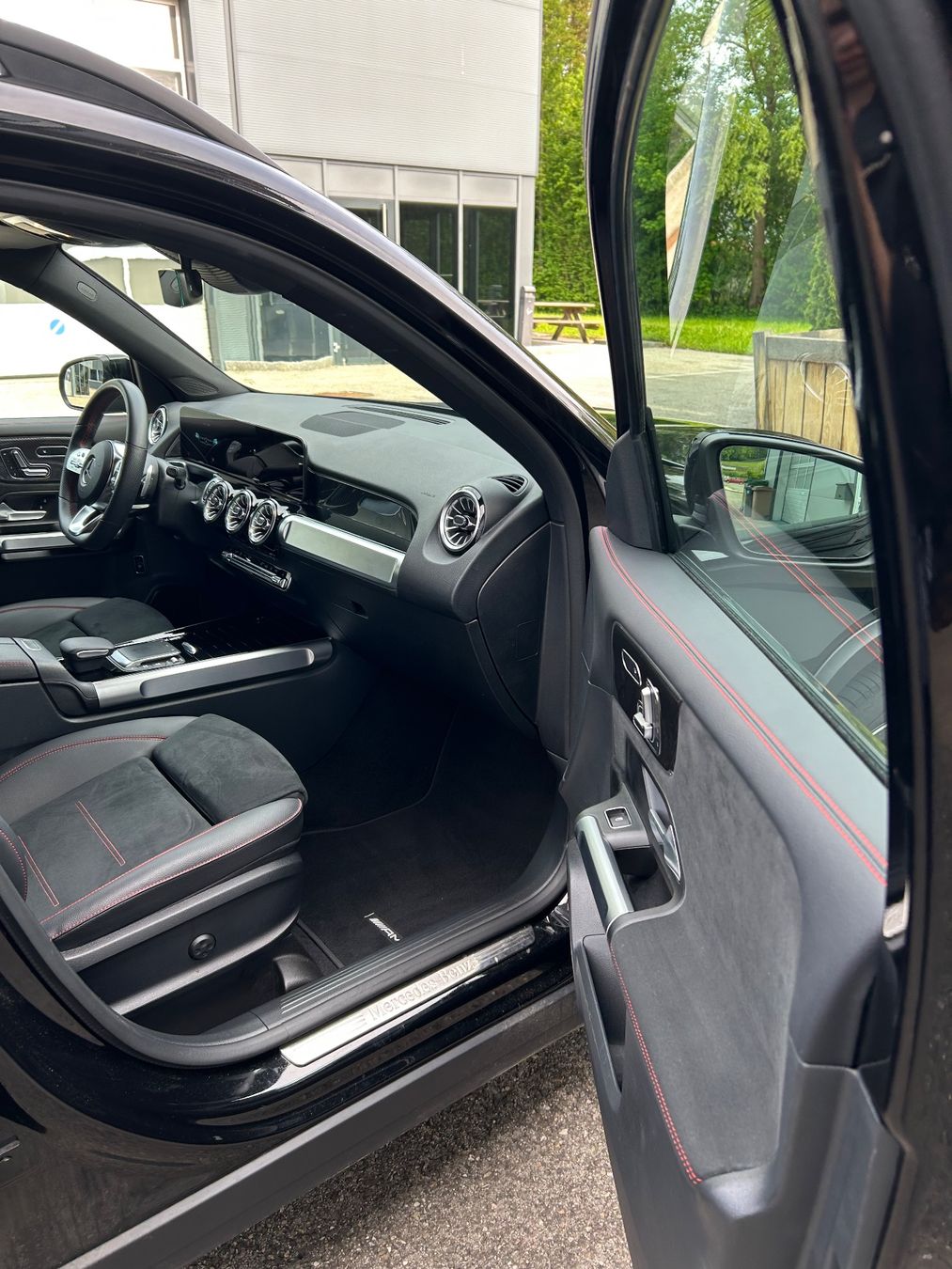 Mercedes-Benz Automobili: Mercedes-Benz GLB 220 d – Usato da Bassecourt venduto da Bxt 7