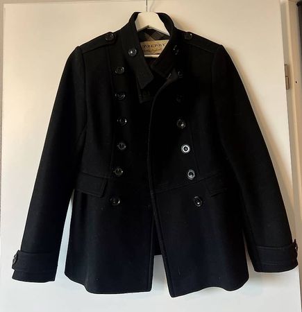 Burberry Mantel