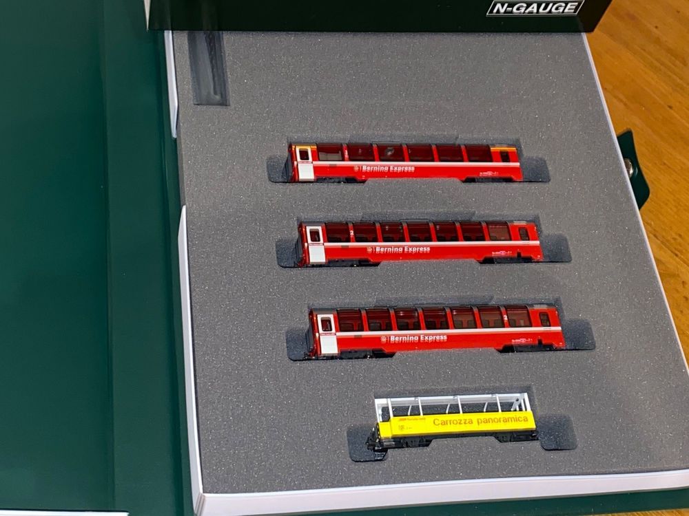 Kato 10-1656 - Set Additionnel Bernina Express 4 Voitures - Échelle N (1/160) - NEUF