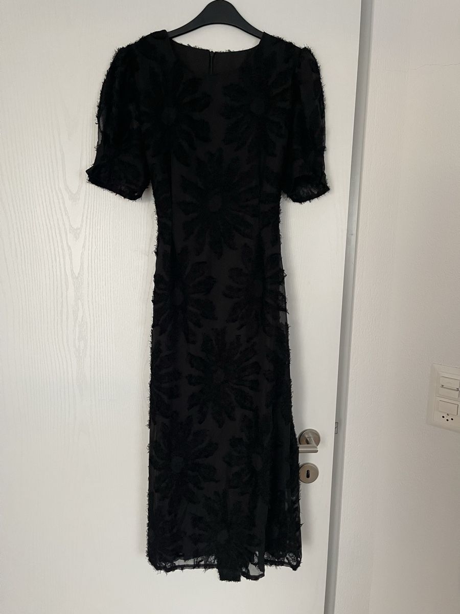 Shein Vestiti: Elegantes, schwarzes Kleid mit Blumenmuster, Grösse 36 – Usato da Bremgarten AG venduto da arl_8nbf