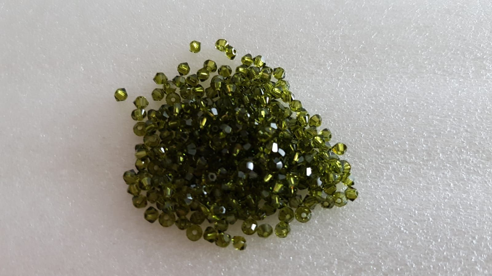 Perle (finte): Swarovski 5328 Bicone 3mm,50St. – Nuovo (secondo la descrizione) da Zürich venduto da ata_c8nh 5