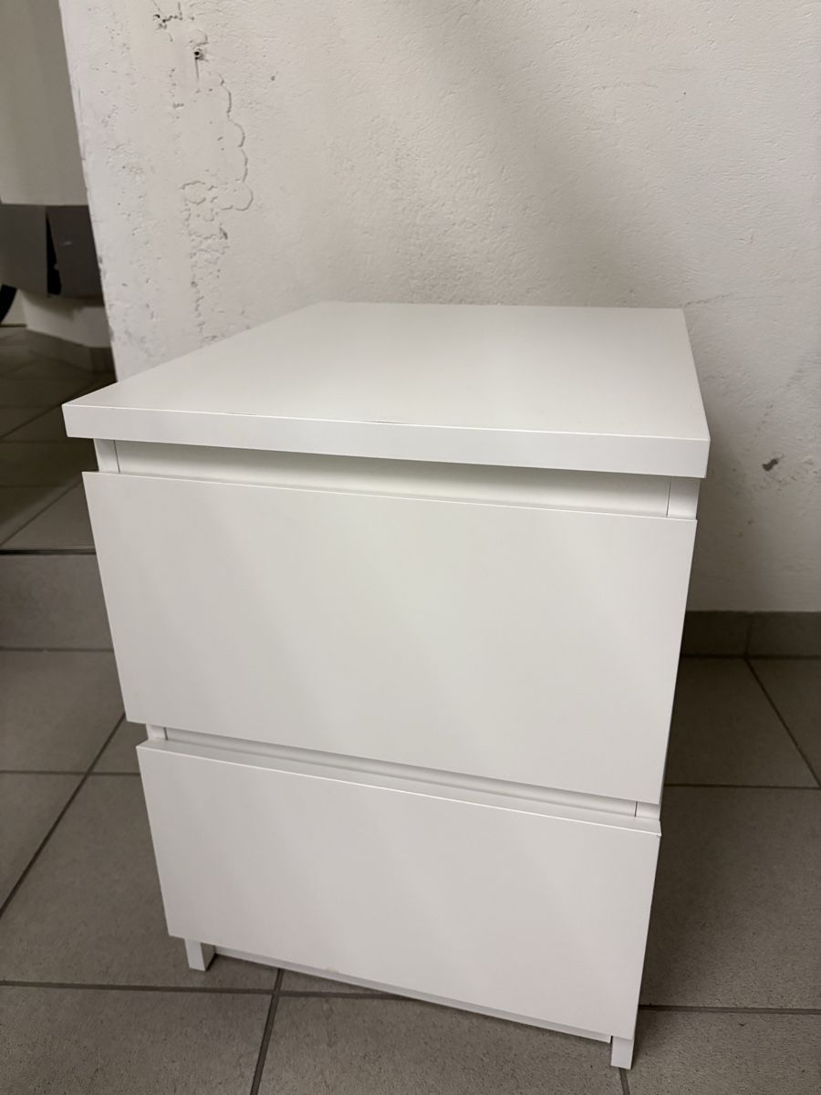 Comodini: IKEA Nachttisch – Usato da Zürich venduto da tin_gd7s
