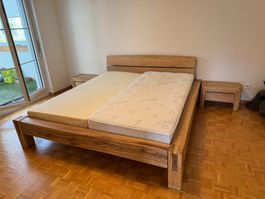 Holzbett Eiche Massiv 180x200cm mit Lattenrost und Matratzen
