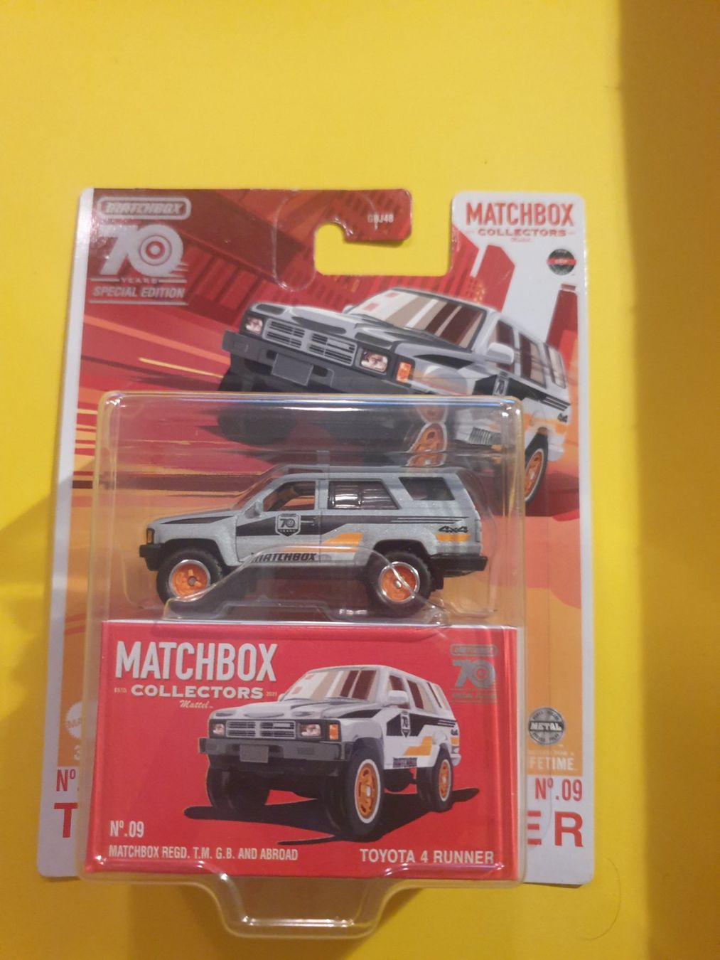 Matchbox Modellini d'auto: Matchbox TOYOTA 4RUNNER – Nuovo e nell'imballaggio originale da Oftringen venduto da Rotor 1
