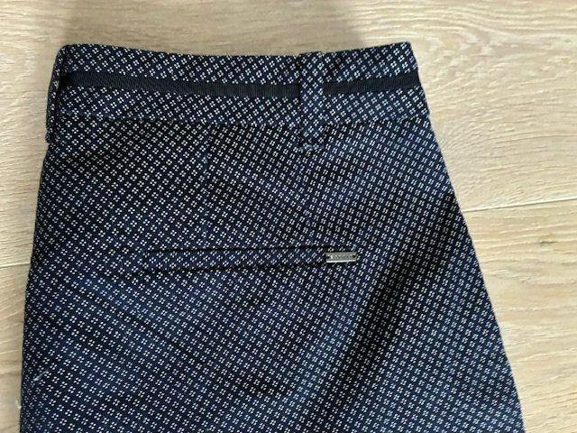 Esprit Hosen: Pantalon Esprit neuf, taille M – Neu (gemäss Beschreibung) aus Lausanne 26 von anaxena 4