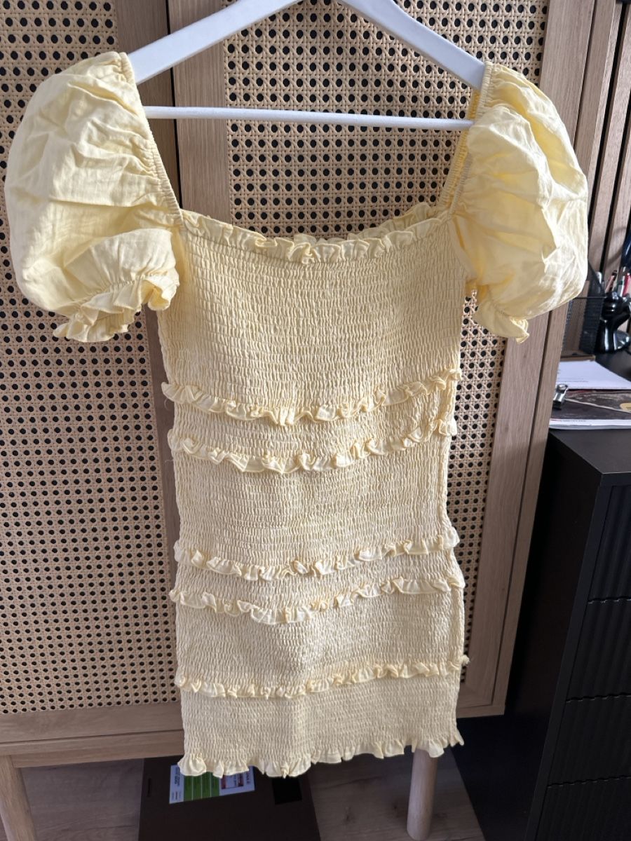 Robes: Kleid Gr S – D'occasion à Volketswil par Sina008