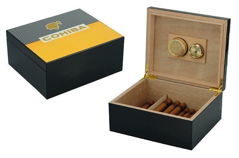 Humidor per sigari: CASTRO Humidor Zigarrenschrank No. 01 – Nuovo e nell'imballaggio originale da Bergdietikon venduto da shopAgent 2