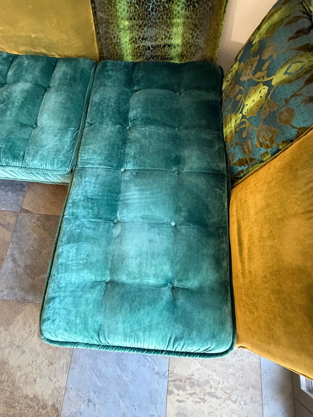 Sofas: 2 variable BRETZ Ohlinda Sofa Frei kombinierbar – D'occasion à Abtwil SG par F1-Sammler 1
