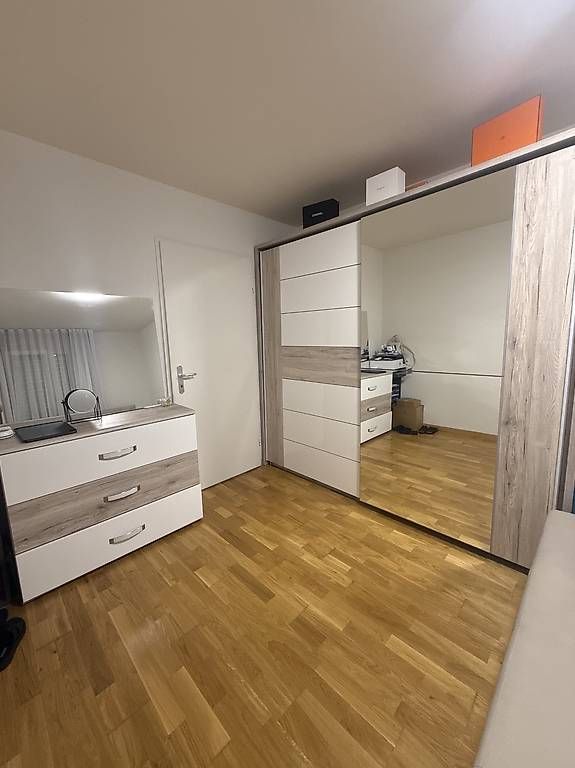 Betten: Chambre à coucher – Gebraucht aus Lausanne von kos_c2hr 1