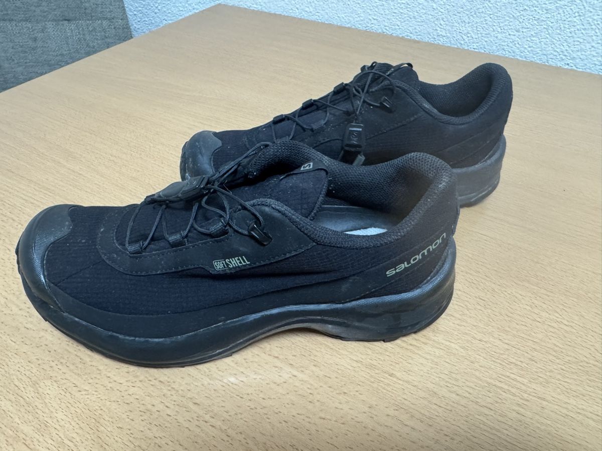 Salomon Chaussures hommes: Salomon  wanderschuhe schwarz Grösse 40,5 – D'occasion à Küsnacht ZH par IrischkaB