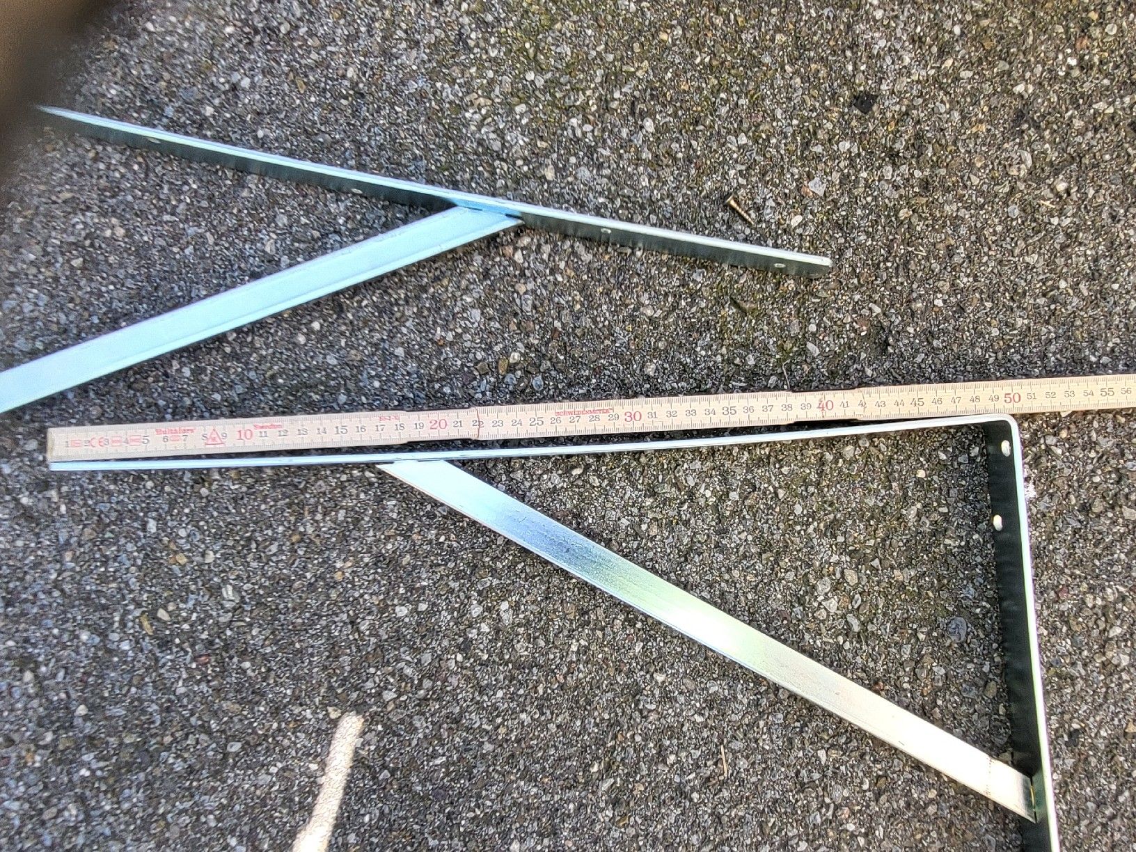 Scaffali: 2x Regalhalterungen Metall 50x30cm – Usato da Reichenburg venduto da Alles0 2