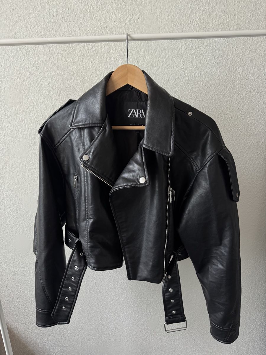 Zara Vestes: Zara crop leather jacket  – D'occasion à Genève par che_v9mq
