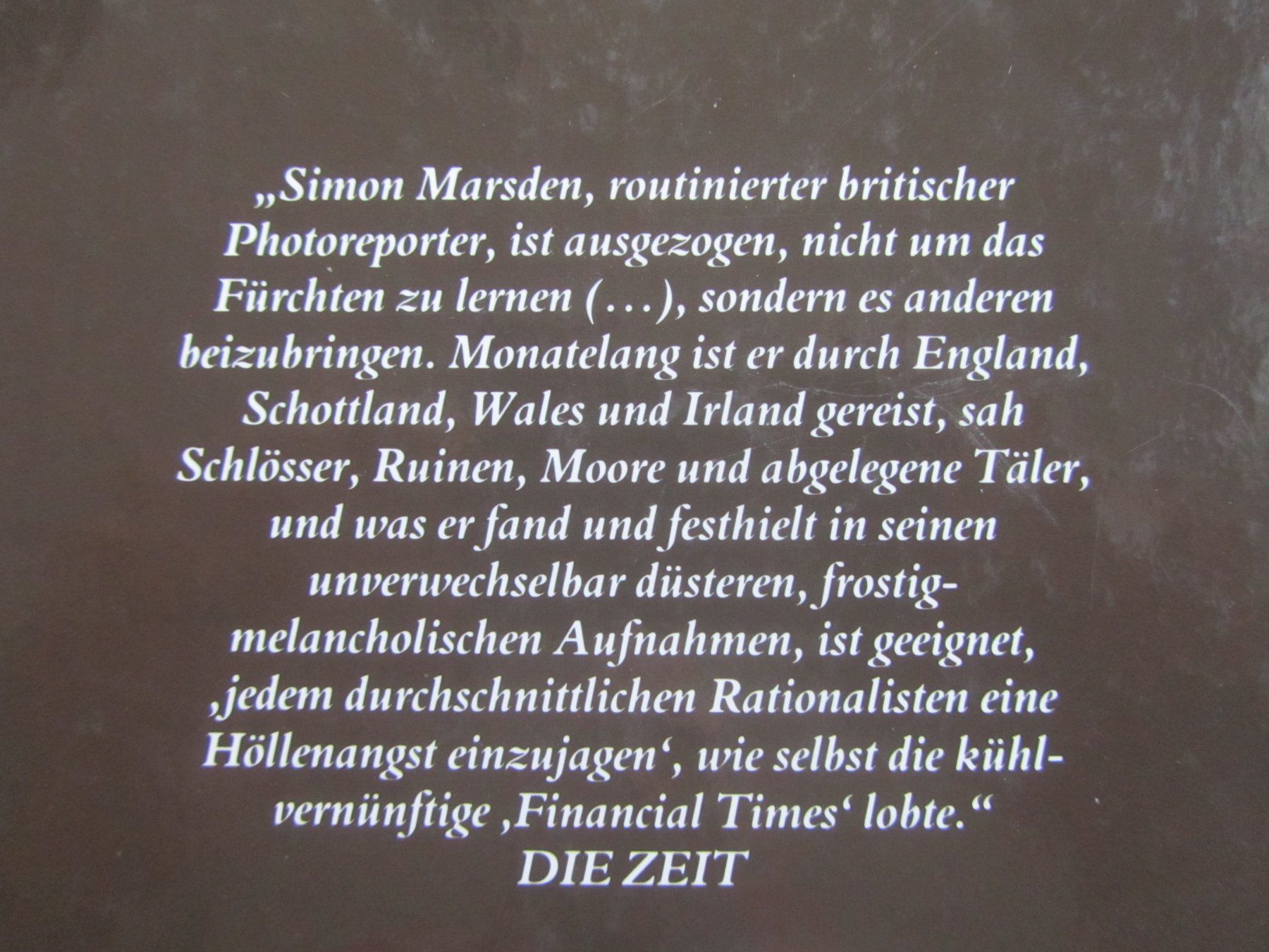 Libri: Simon Marsden - Im Reich der Geister – Usato da Seengen venduto da mikelele 7