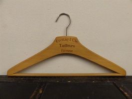 Kleiderbügel FREITAG TAILLEUR BIENNE