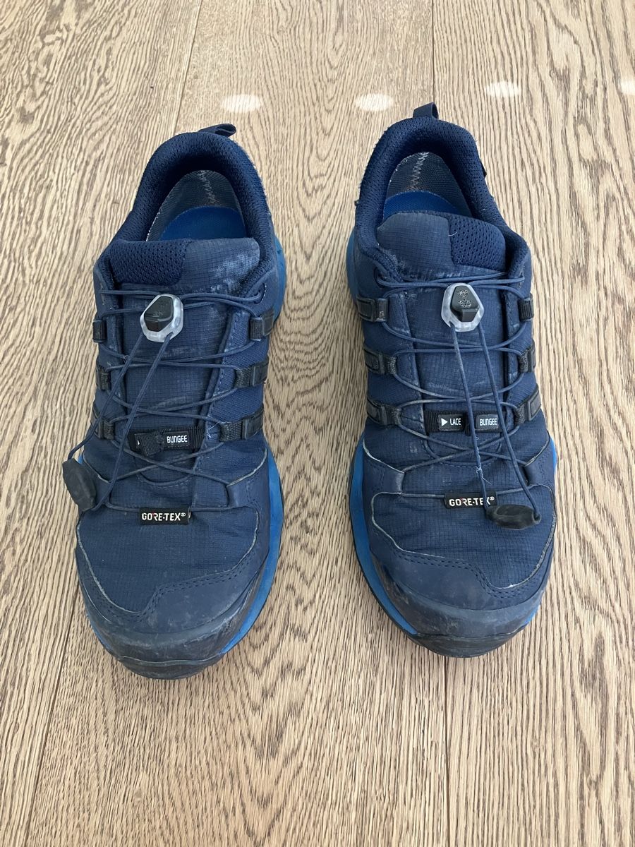 Adidas Herrenschuhe: Trekkingschuhe dunkelblau 41 1/3 – Gebraucht aus Cham von Liliane78