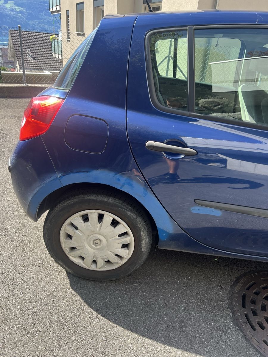 Renault Automobili: Renault Clio 1.4 16V  – Usato da Gersau venduto da Pgk17 3
