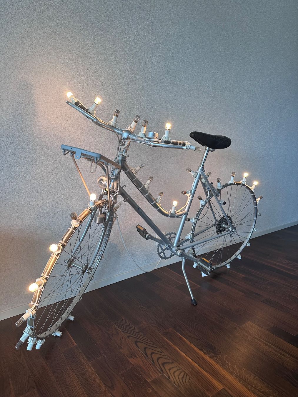 Alle Dekorationen: GlowBike – Dekofahrrad mit Beleuchtung“ – Gebraucht aus Dübendorf von tre_5vmw 1