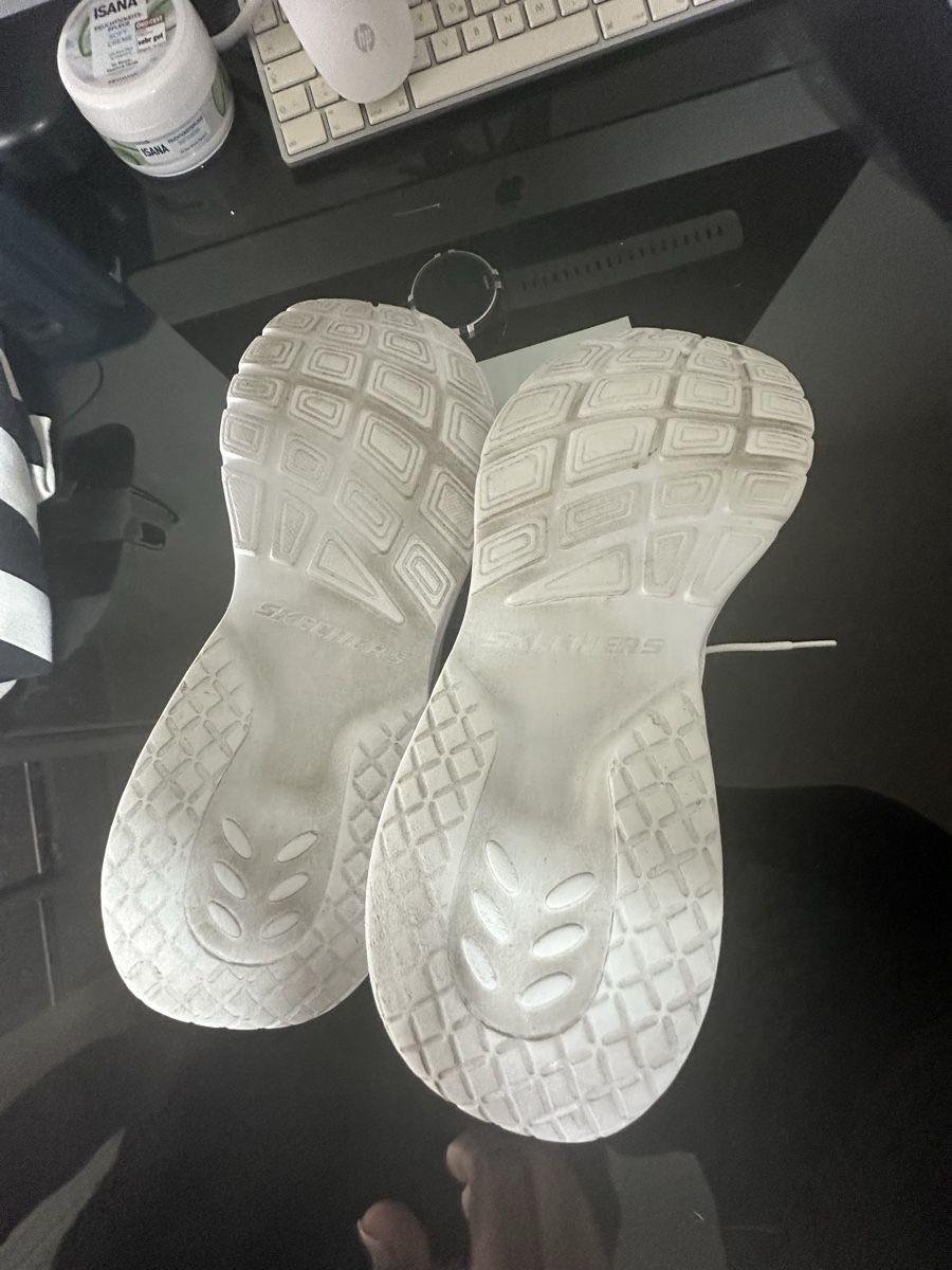 Skechers Herrenschuhe: Skechers Lite-Weight  Schuhe Weiss Grösse 46  – Gebraucht aus Ettingen von Vasantha25 3