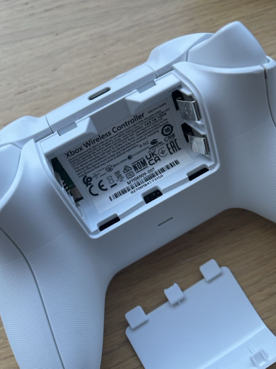 Controller: Manette Xbox - robot white – Difettoso da Champlan venduto da Cjayretro 3