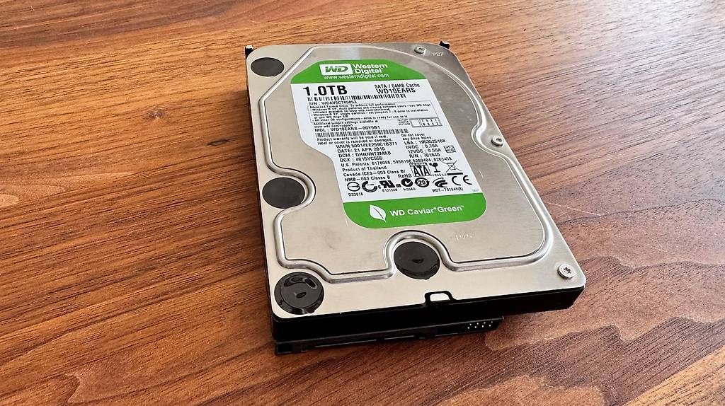 Dischi rigidi: Western Digital 1.0 TB Festplatte SATA mit 64MB Cache – Usato da Inwil venduto da 4mation 2
