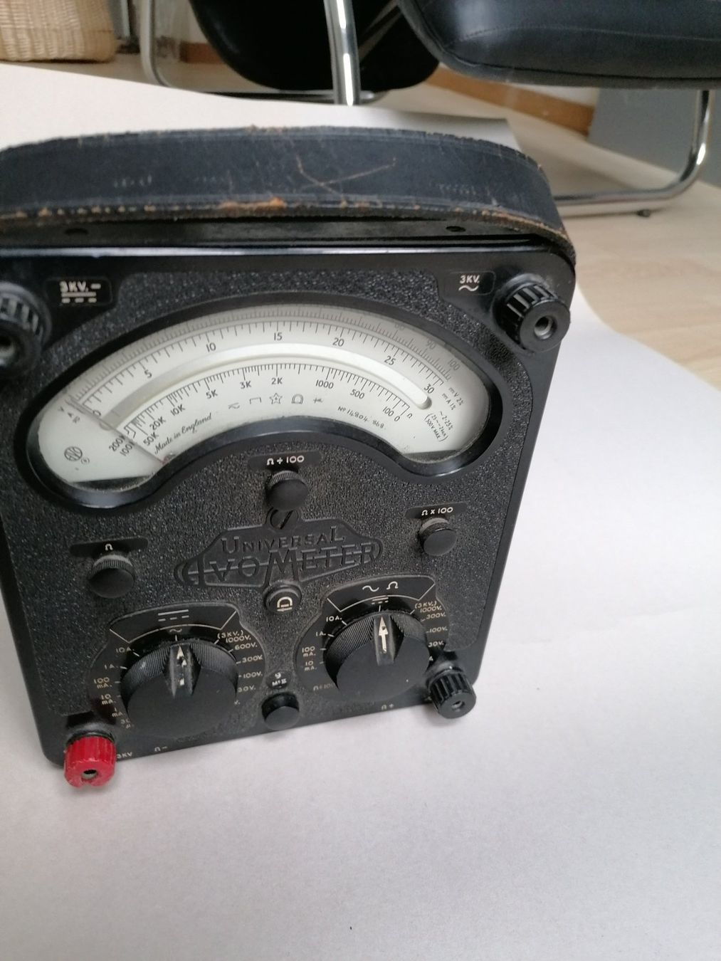 Messen: Antikes Multimeter  AVO – Gebraucht aus Uster von two4seven