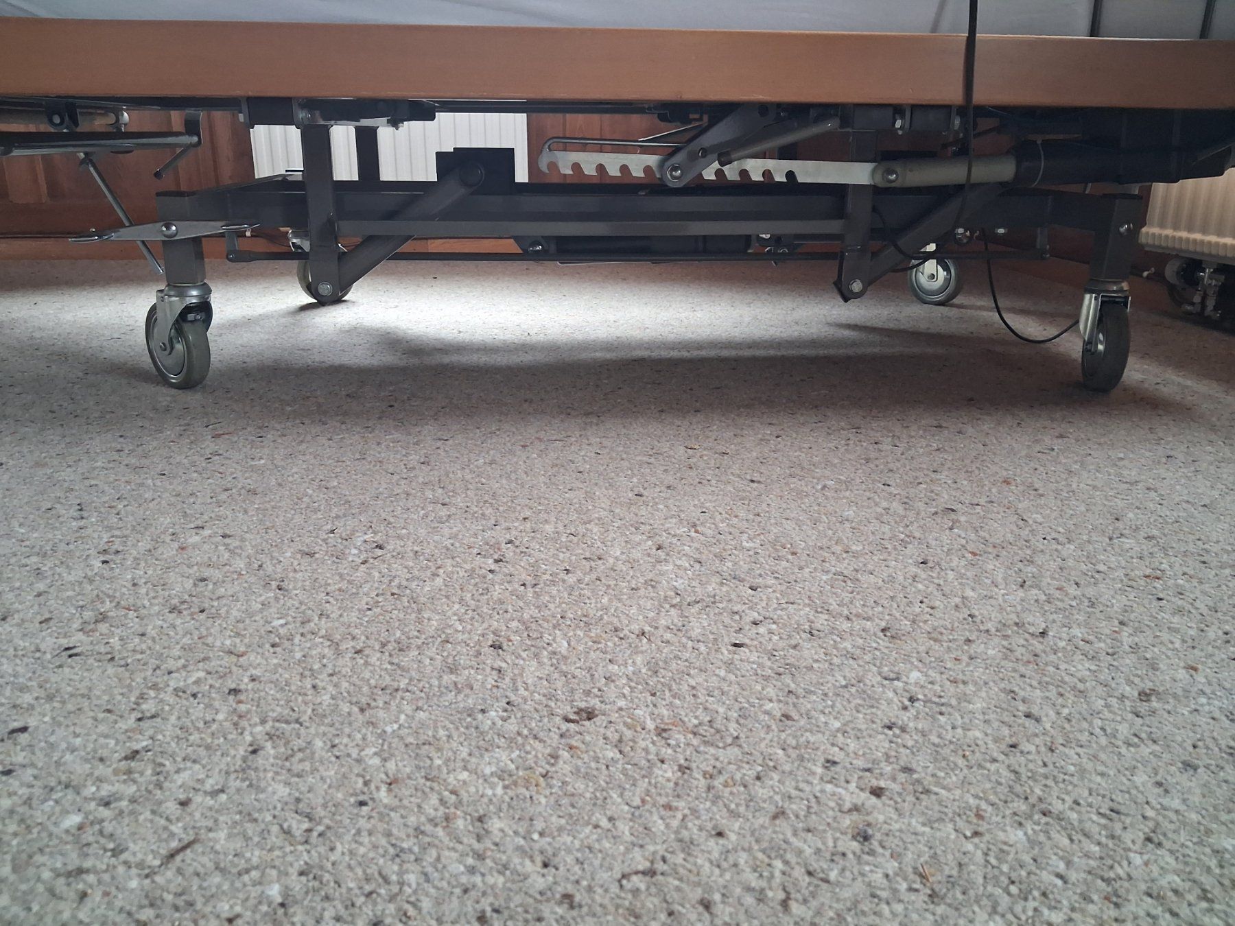 Letti: Spitalbett    elektrisch – Usato da Au ZH venduto da Karussell 3