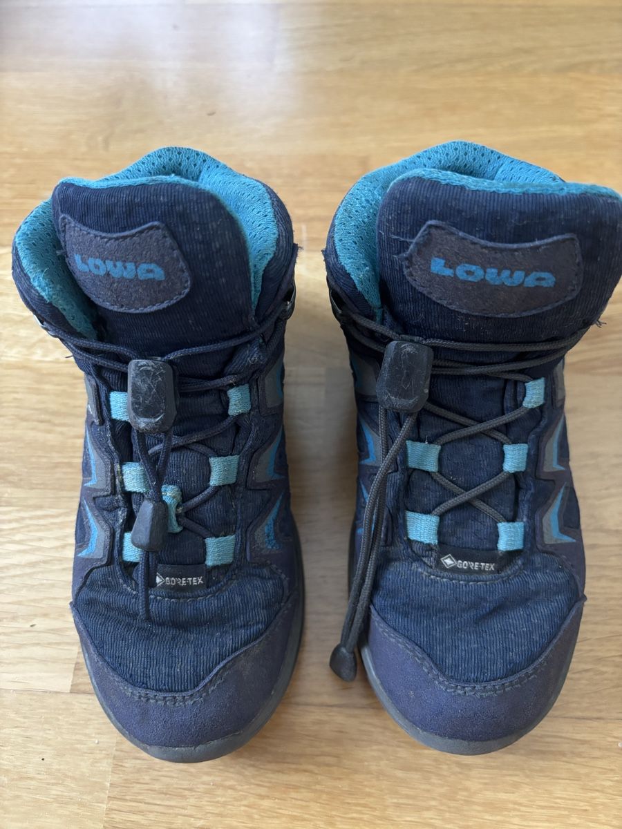 Lowa Scarpe per ragazzi: Lowa Trekkingschuhe Grösse 29 – Usato da Luzern venduto da ToSale