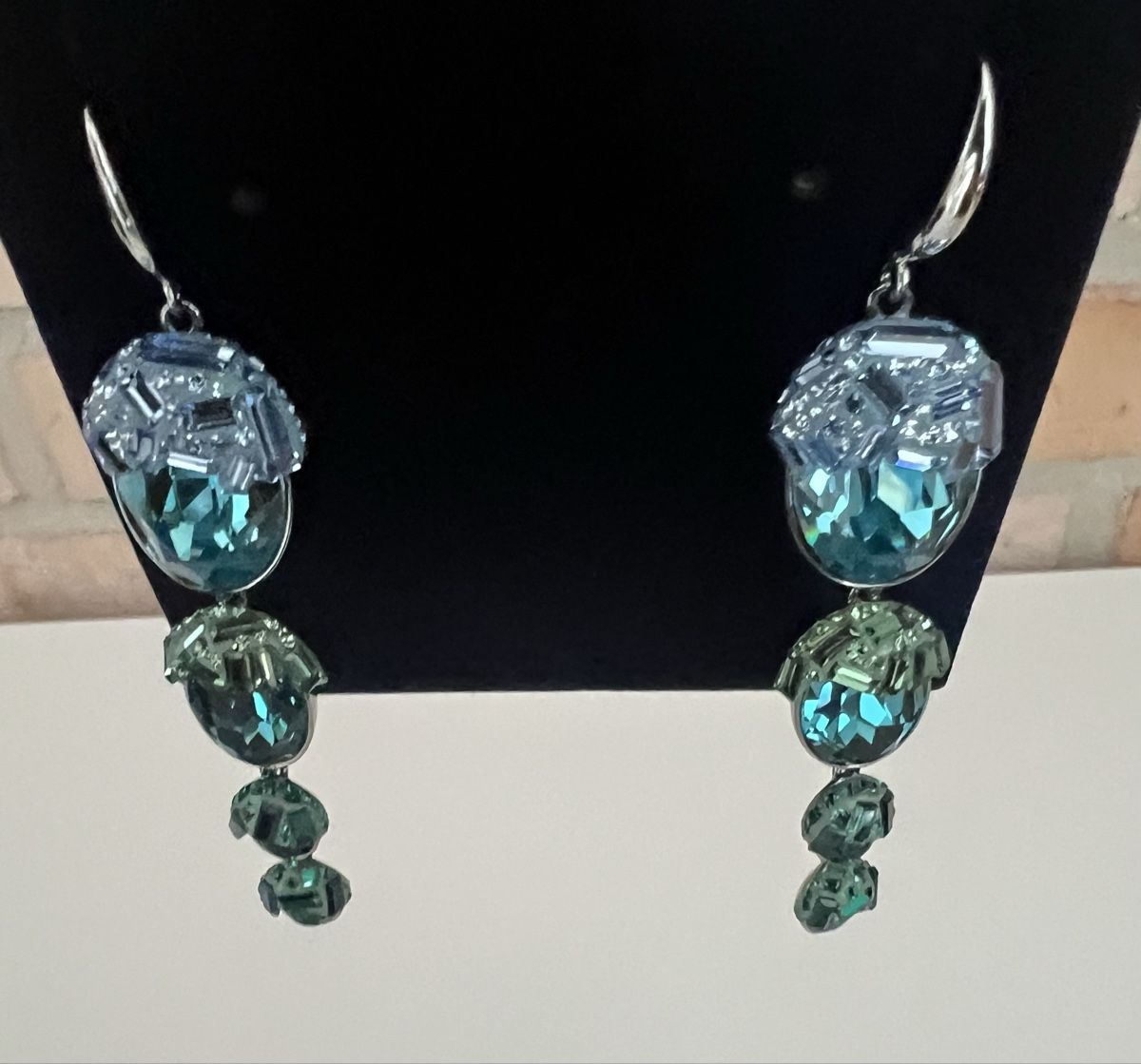 Swarovski Orecchini pendenti & Orecchini a lobo: Swarovski Ohrringe – Nuovo e nell'imballaggio originale da Zürich venduto da ReStyle. 1