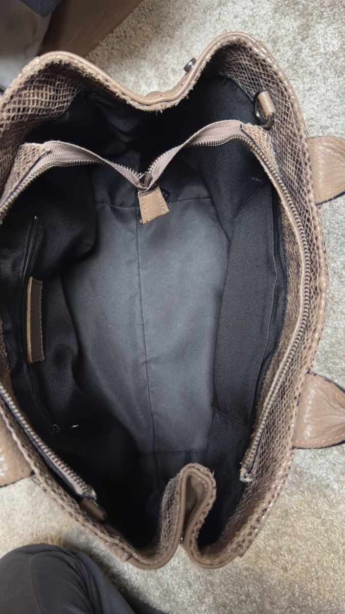 Taschen für Damen: Sac à main cuir véritable – Ledertasche effet python – Gebraucht aus Vuippens von Anna_as 8
