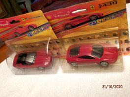 Modellauto Ferrari F430 und Superamerica