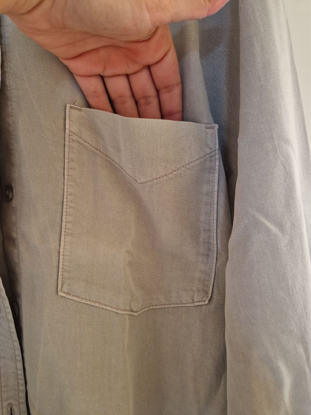 H&M Camicette: H&M Hemd grau Grösse XL  – Nuovo (secondo la descrizione) da Ebikon venduto da kov_9vqb 1