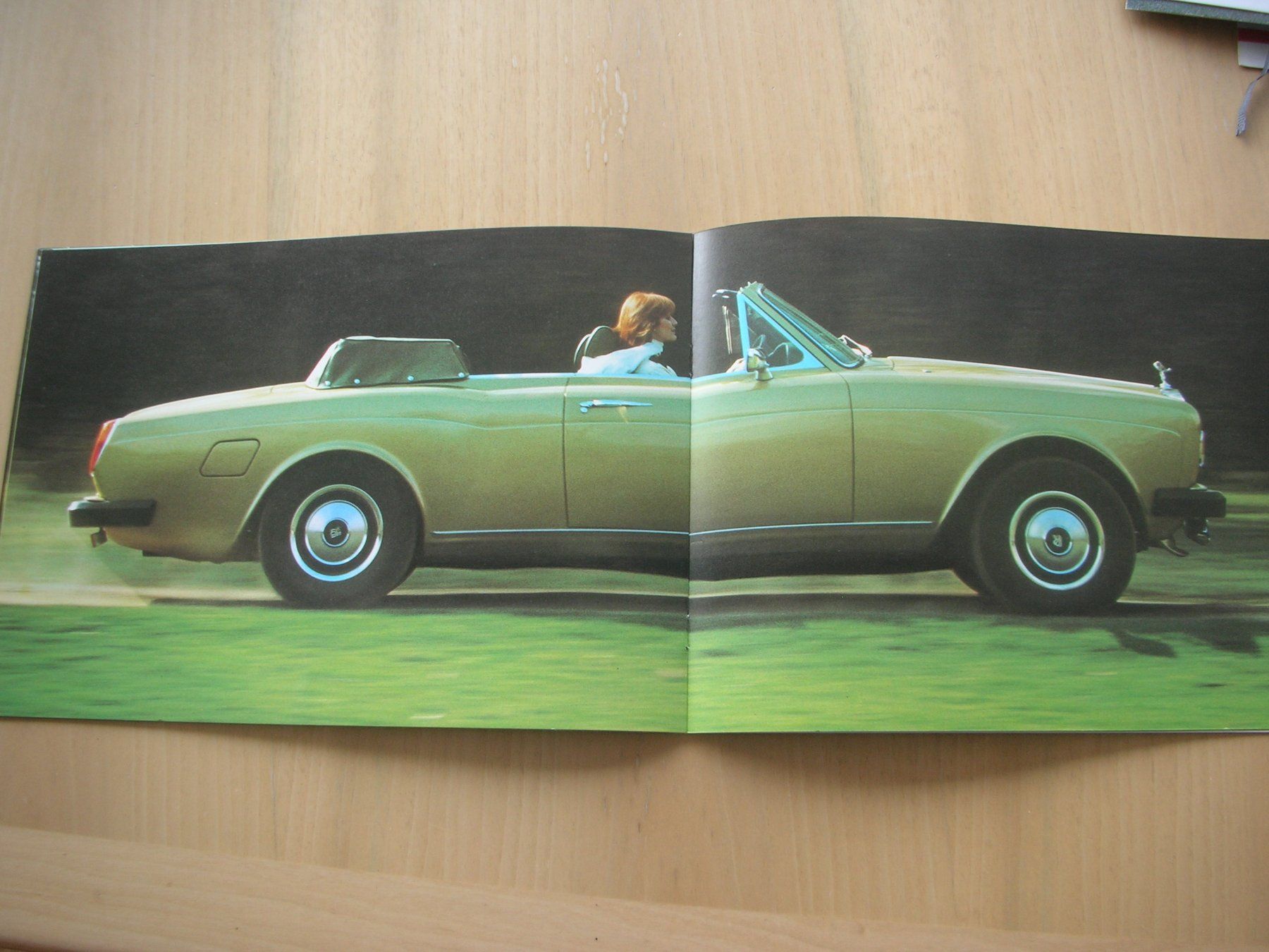 Rolls-Royce Documenti: Rolls-Royce Corniche Coupe/Cabriolet S II Prospekt 1977 – Usato da Wikon venduto da erwin400 4