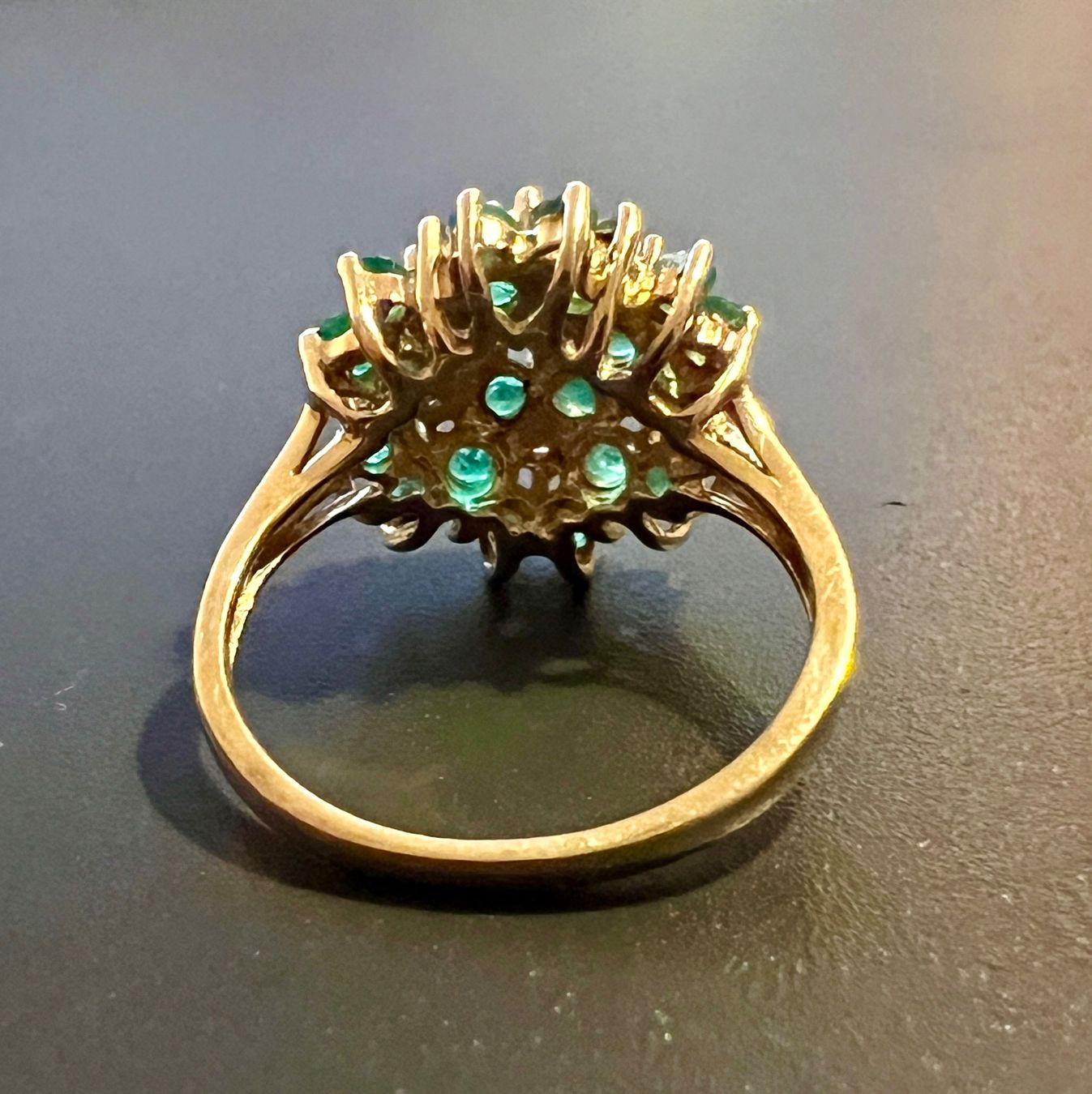 Anelli: Gold-Ring 18K mit Smaragden und Diamanten – Usato da Chur venduto da Penting1935 5