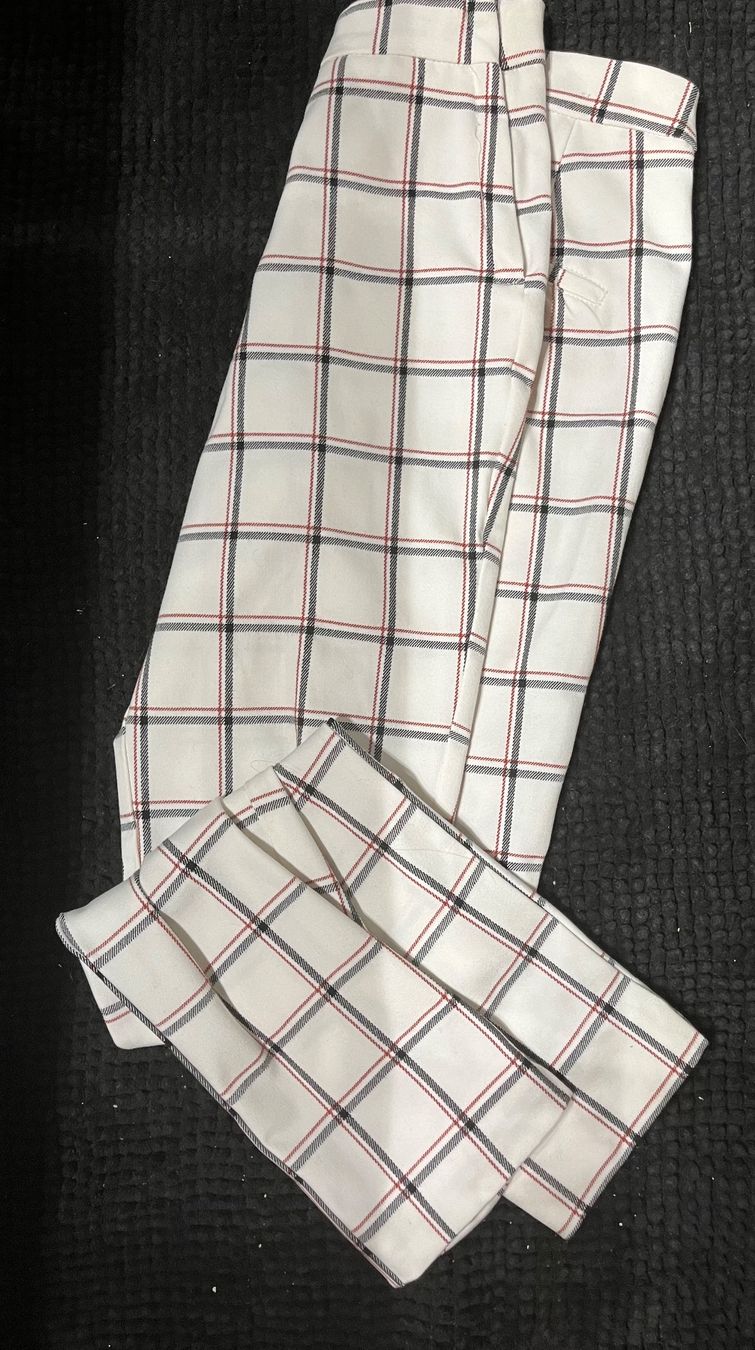 Stradivarius Hosen: Pantaloni marca Stradivarius TG XS – Gebraucht aus Sementina von Bra_momo79