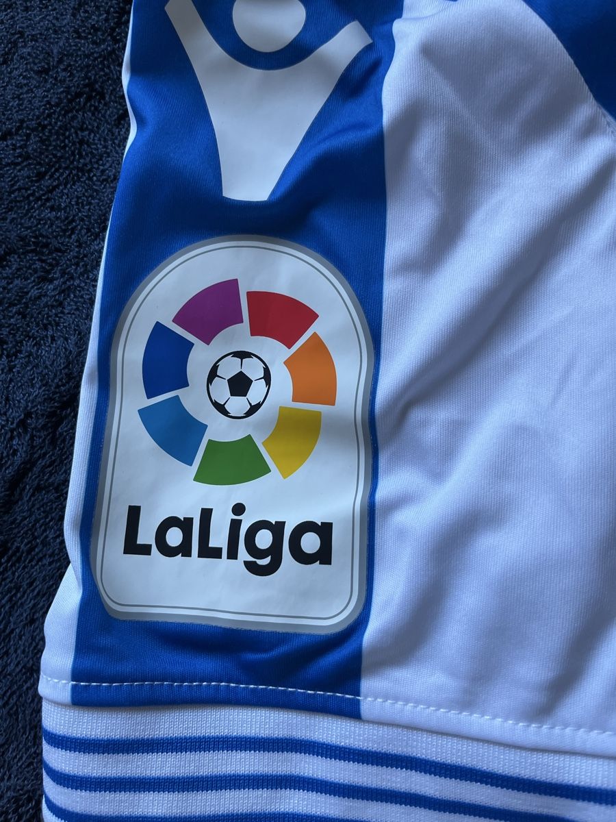 Maillots de corps & Pantalons: Maillot real sociedad  – Neuf avec emballage d'origine à Chambésy par Louwall_football 3