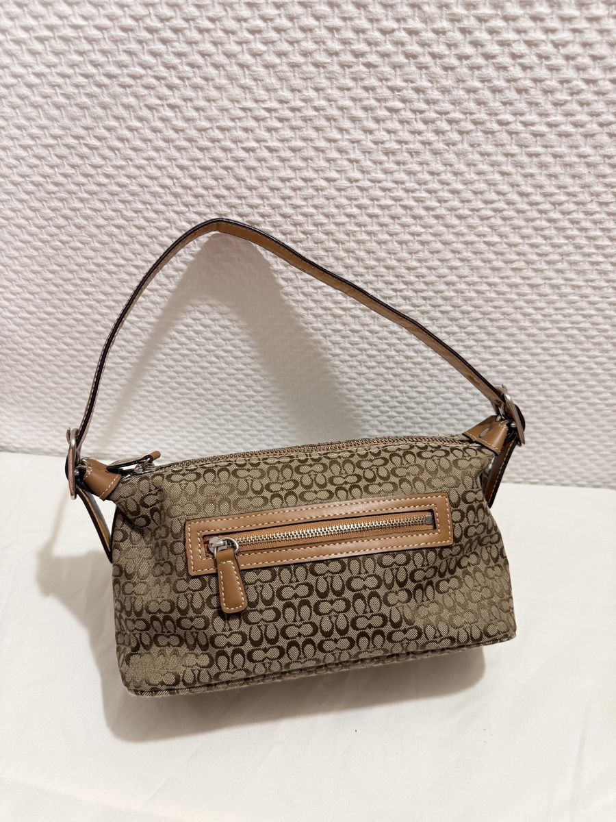 Coach Sacs femmes: Y2K Coach Mini CC Pochette Handbag  – D'occasion à Geneve par DarlingVintage 1