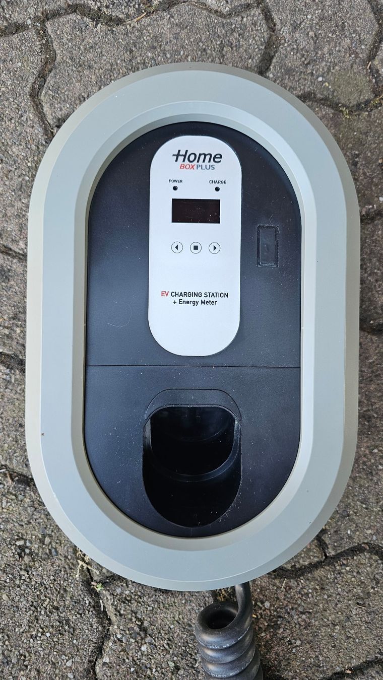 Batterie-Ladegeräte: Ratio Home Box Plus Ladestation mit Energiemeter – Gebraucht aus Boniswil von LakeSide_Boniswil 2