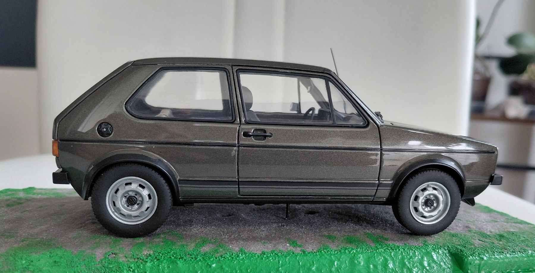 Revell Modellini d'auto: VW Golf 1. GTI – Nuovo (secondo la descrizione) da Bottenwil venduto da Toyscout 1