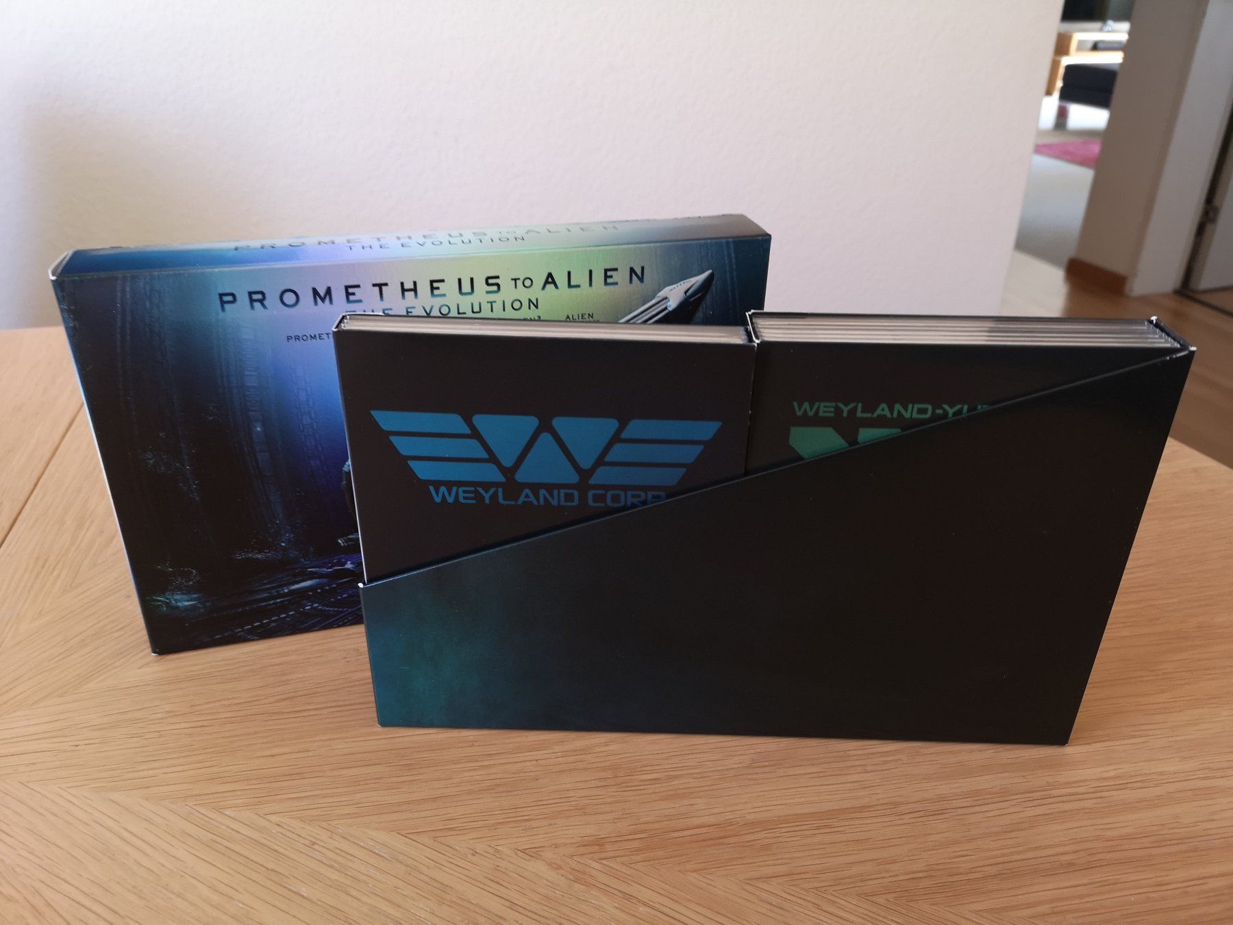 Tutti i DVDs: Boxset Prometheus to Alien The Evolution – Usato da Unterägeri venduto da Kowi1 1