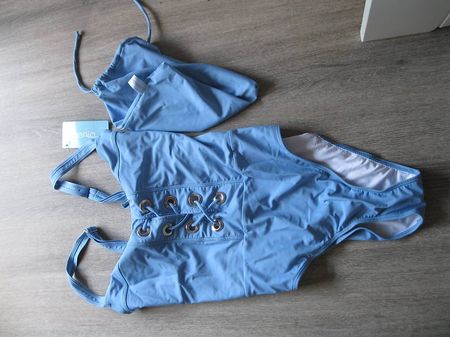 maillot de bain Neuf taille M
