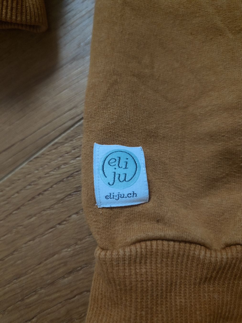 Pulls et sweat-shirts: Pullover Eli-ju Grösse 92 – D'occasion à Wettingen par SiSiLaWe 1