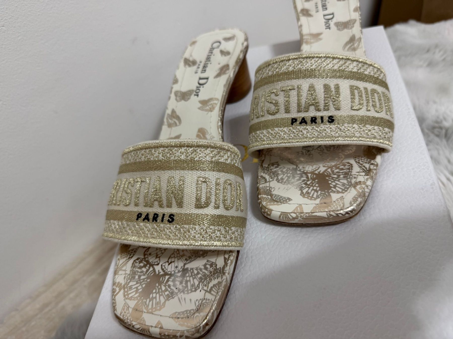 Dior Damenschuhe: Ciabatte Dior – Gebraucht aus Riva San Vitale von kej_6hj6