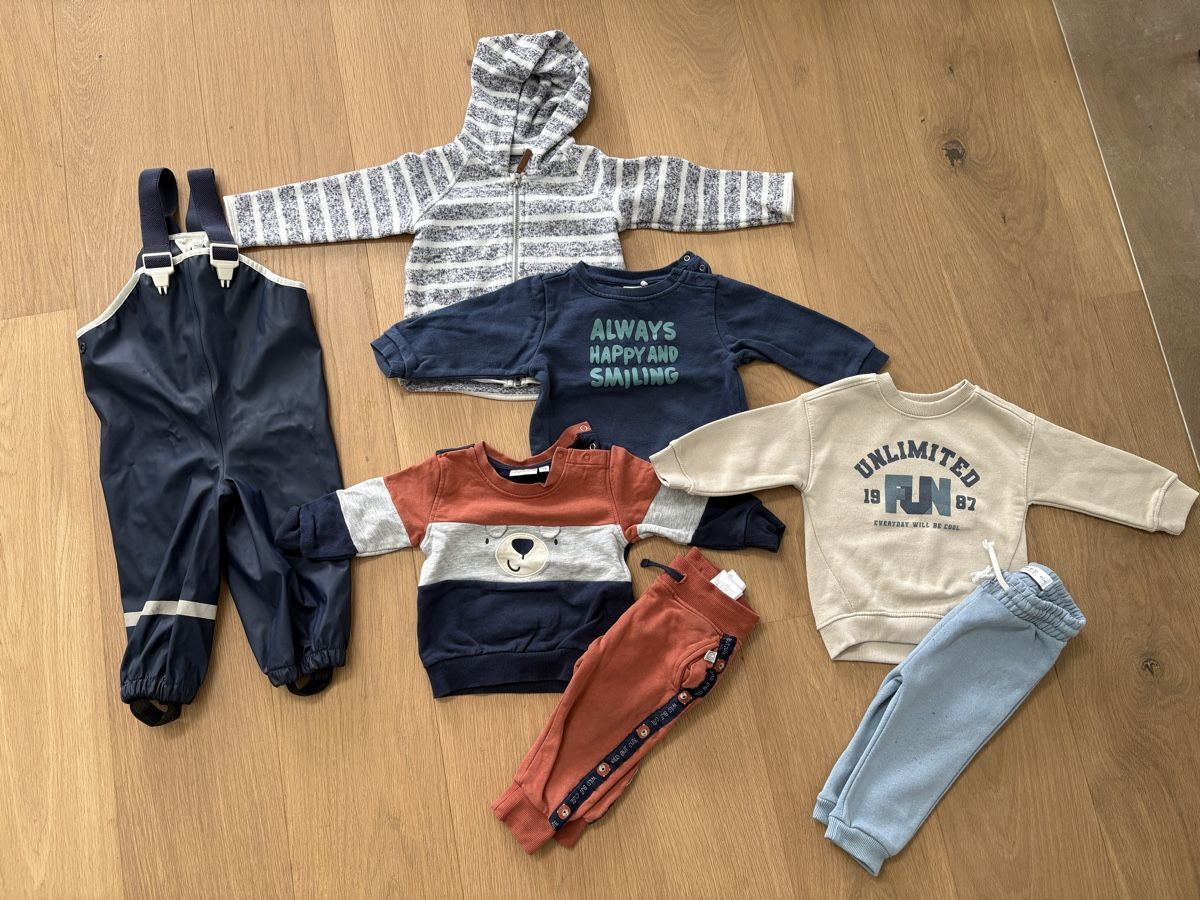 Lotti & Set di vestiti: Kleiderpaket Junge Grösse 80 – Usato da Gebenstorf venduto da Sandra01031