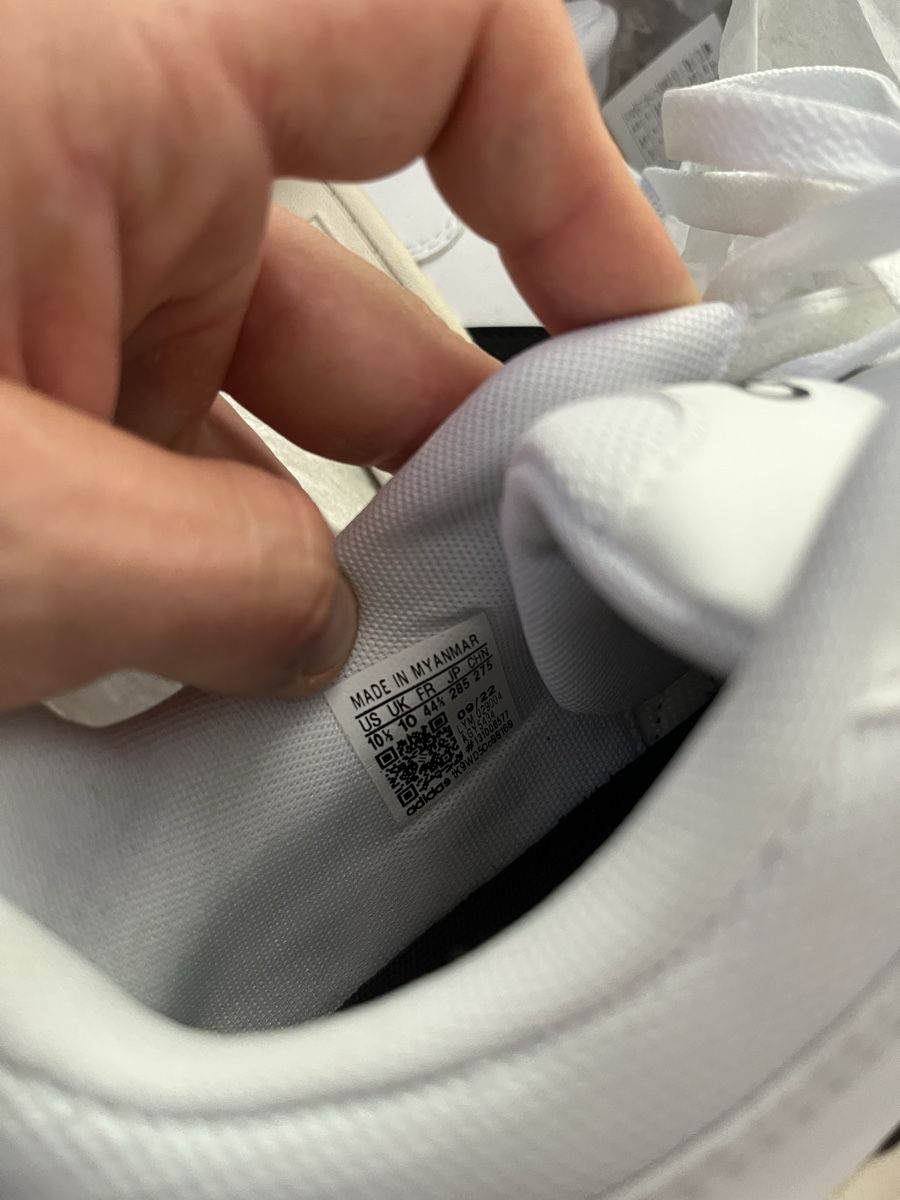 Adidas Herrenschuhe: Adidas Hoops 3.0 Gr. 44 2/3 - Neu – Neu und originalverpackt aus Mörschwil von Levian 7
