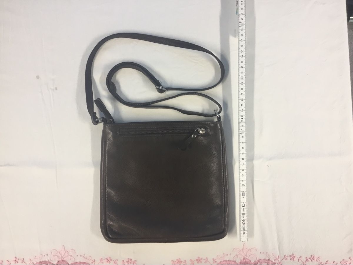 Borse: Umhängetasche Leder Made in Italy – Usato da Rütihof venduto da ALAFC 1