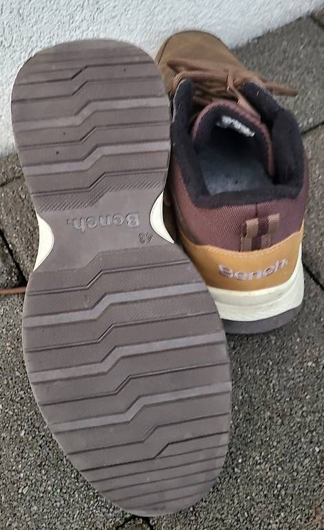Chaussures hommes: Bench Herrenschuhe - Grösse 43 – D'occasion à Wangen SZ par daslohntsich 4