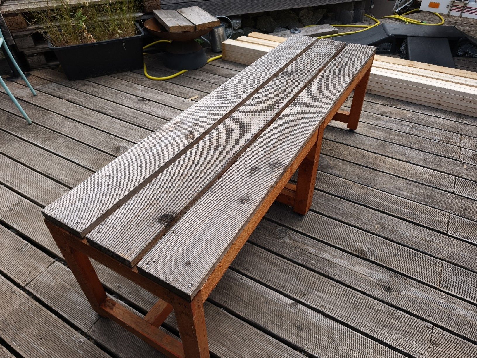 Panchine: schoene Gartensitzbank handgefertigt 160 cm – Usato da Göschenen venduto da kai_9ppg 1