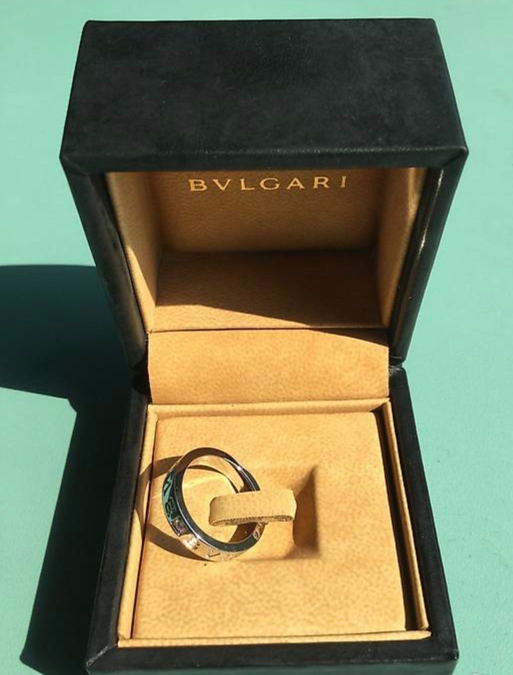 Bulgari Anelli: BVLGARI Logo Ring – Nuovo e nell'imballaggio originale da Rabius venduto da bri_ca76 2